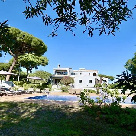 Linda Rosa, Cd 302 - Cleverdetails Villa *