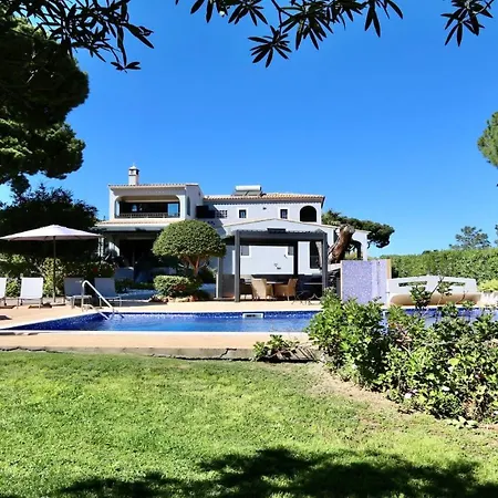 Villa Linda Rosa, Cd 302 By Cleverdetails Private Pool, Prime Location Vilamoura
